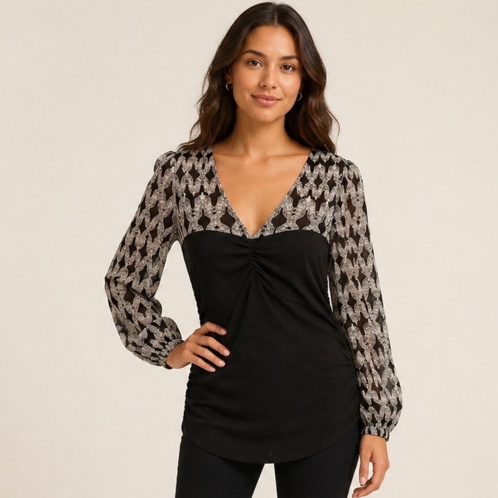 Dorothee Bis Womens Medium Black Ruched V Neck Sheer Print Sleeve Top GTM343BS